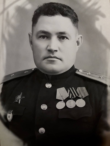 Иван Тихонович Семыкин